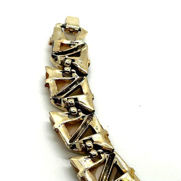 Vintage MCM Leru Thermoset 2 Tone Brown/Cream Bracelet and Earrings Set - Picture 9 of 12